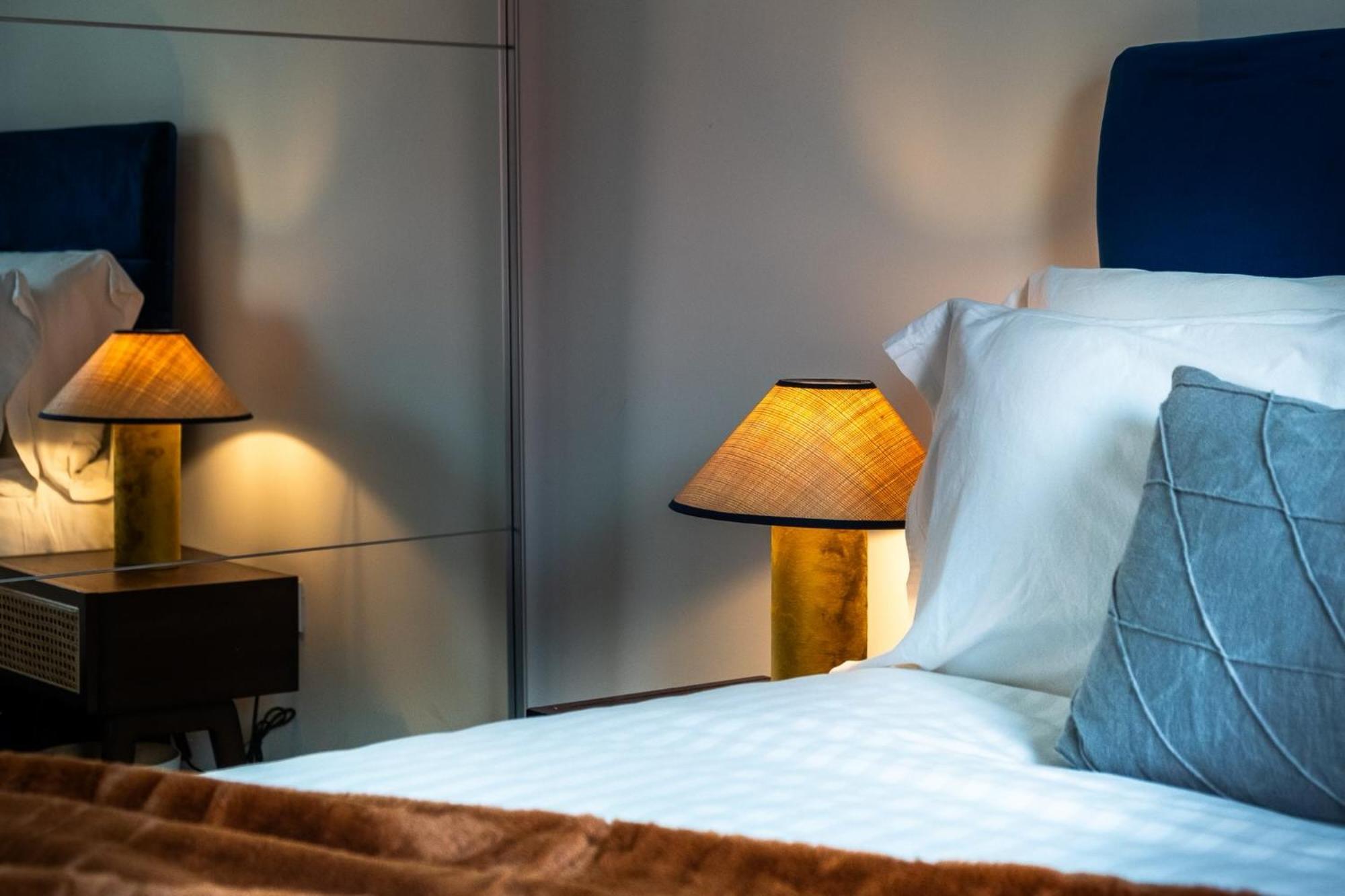 Luxurious & Glamorous Centrally Located 2 Bedroom 2 Bathroom Apartment - Central Birmingham - Secure Parking - Netflix Extérieur photo